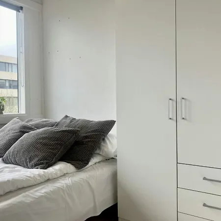 For 2 Guests شقة Århus